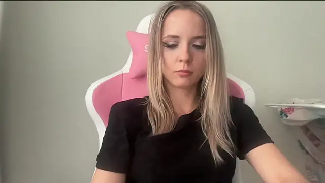 SisiBunny online show from 06-11-26, 04:38