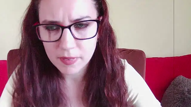 Snapshot of EmilyHotAngel chatting on 08-04-26, 02:19 EmilyHotAngel online show from 08-04-26, 02:19