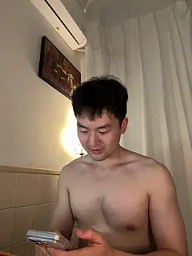 Snapshot of joney-H chatting on 05-20-26, 02:01 joney-H online show from 05-20-26, 02:01