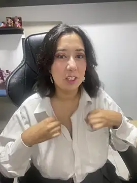 saramaSS online show from 05-12-26, 03:58