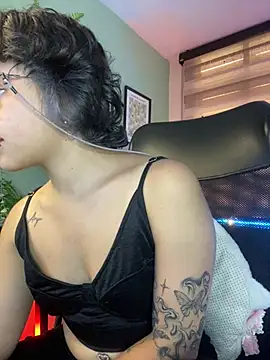 Lusiana   online show from 05-27-26, 01:30