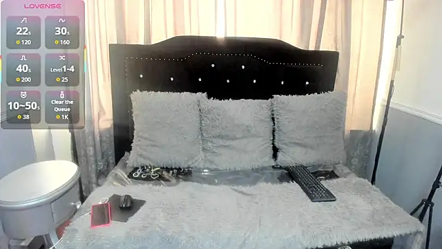 Valentina Carter  online show from 05-18-26, 03:18