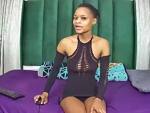 Snapshot of SexGee2020 chatting on 05-11-26, 05:10 SexGee2020 online show from 05-11-26, 05:10