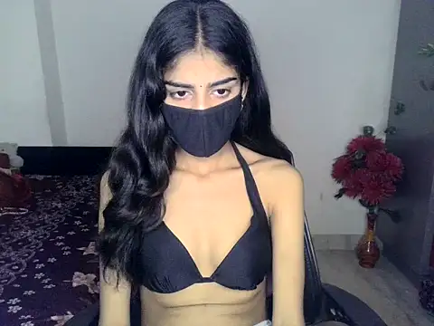 Snapshot of SASSY__BABY_ chatting on 05-18-26, 05:24 SASSY BABY online show from 05-18-26, 05:24