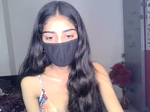 Snapshot of SASSY__BABY_ chatting on 05-19-26, 05:36 SASSY BABY online show from 05-19-26, 05:36
