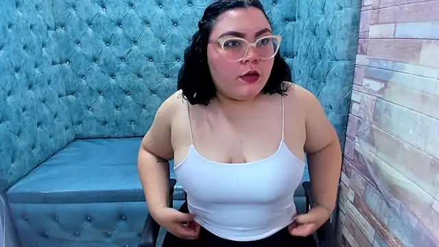 Sweet Nova  online show from 05-23-26, 11:36
