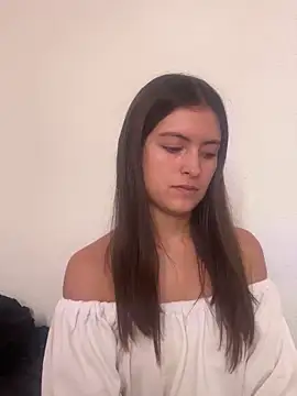 serenaa velvett online show from 05-26-26, 07:32