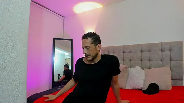 DarkRomanceXXX online show from 05-17-26, 03:48