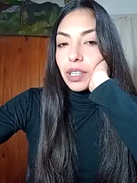 Snapshot of CasiTuya chatting on 05-11-26, 12:27 CasiTuya online show from 05-11-26, 12:27