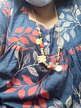 tamilkavitha123 online show from 05-08-26, 02:39