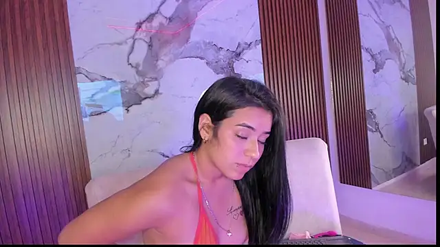 GabyHott  online show from 07-03-26, 04:41