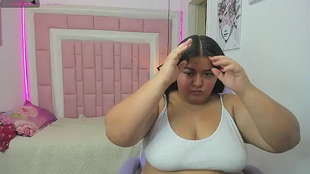 Princess Xoxo online show from 05-18-26, 01:45