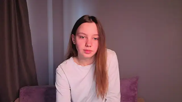 Snapshot of lolytaberry chatting on 05-08-26, 01:55 lolytaberry online show from 05-08-26, 01:55