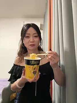 huihui 520 online show from 05-15-26, 07:04