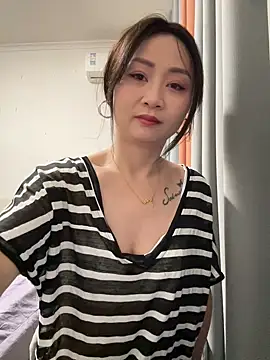 huihui 520 online show from 05-16-26, 02:38
