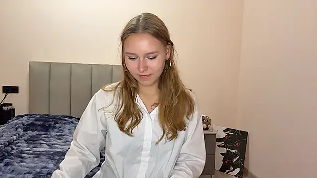 AlisaDreamy online show from 05-11-26, 04:04