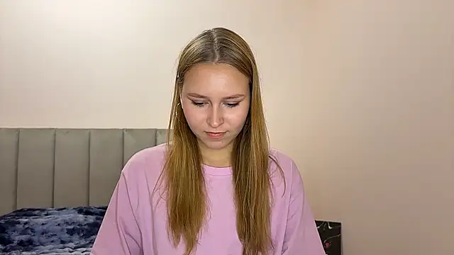 AlisaDreamy online show from 05-18-26, 02:23