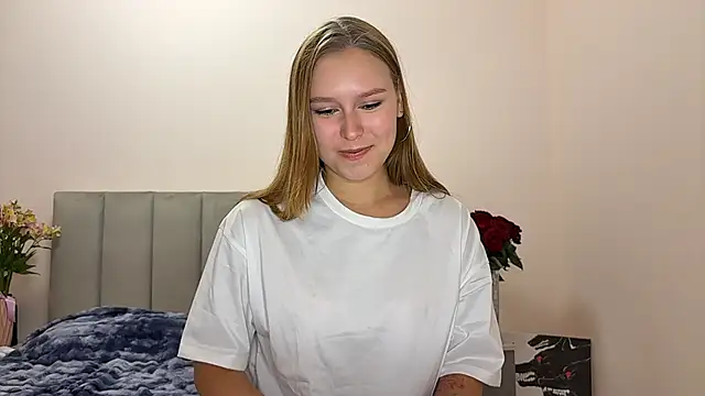 AlisaDreamy online show from 05-20-26, 02:23