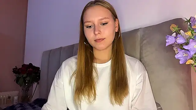 AlisaDreamy online show from 05-26-26, 02:13