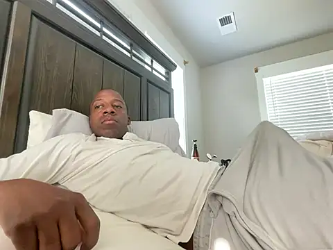 Snapshot of ExtremelyBlessedView1 chatting on 05-19-26, 12:44 ExtremelyBlessedView1 online show from 05-19-26, 12:44