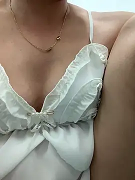 Snapshot of Bigcunt-hairy chatting on 05-21-26, 02:46 Bigcunt-hairy online show from 05-21-26, 02:46