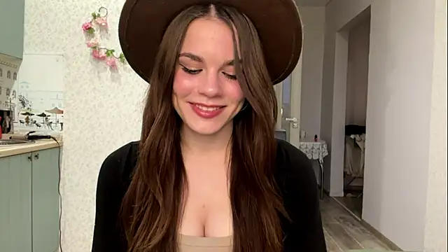 JeniceSourwine online show from 05-20-26, 04:24