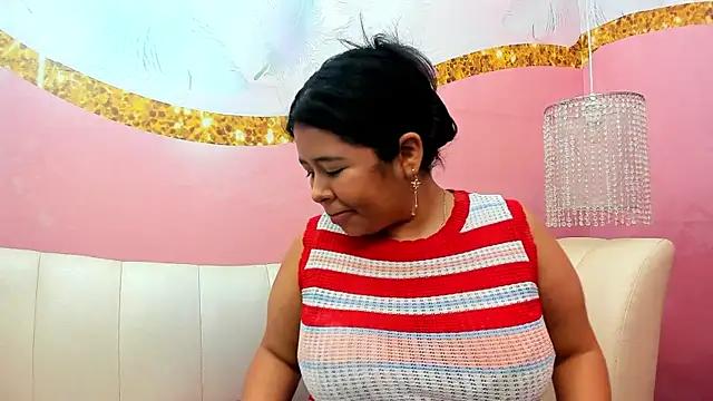 AriaMoonnn online show from 05-27-26, 03:03