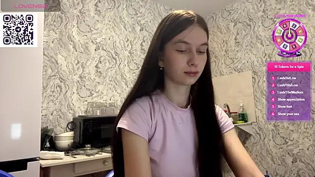 HinaDesire online show from 05-29-26, 09:57