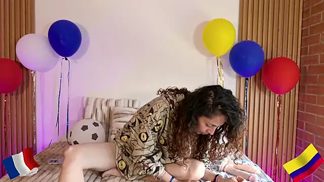 alissonandree online show from 06-19-26, 06:56