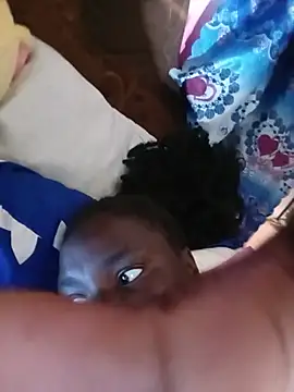 Snapshot of Thickfaith chatting on 05-18-26, 04:29 Thickfaith online show from 05-18-26, 04:29