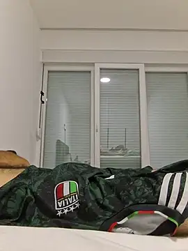 kurdishboy69 online show from 06-26-26, 11:09