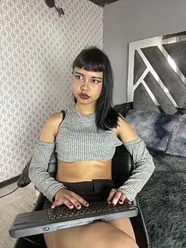 Snapshot of AntonellaCooper_Pink chatting on 05-12-26, 05:32 AntonellaCooper Pink online show from 05-12-26, 05:32