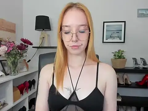 foxSonya online show from 07-16-26, 05:35