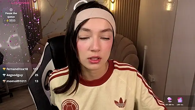 Cinnamon b online show from 07-03-26, 07:53