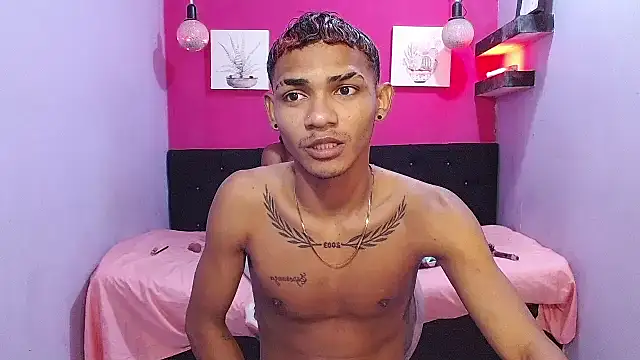 black twinks online show from 06-24-26, 02:43