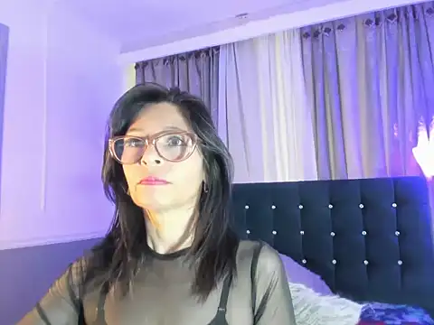 Snapshot of lena_gray chatting on 05-16-26, 12:37 lena gray online show from 05-16-26, 12:37