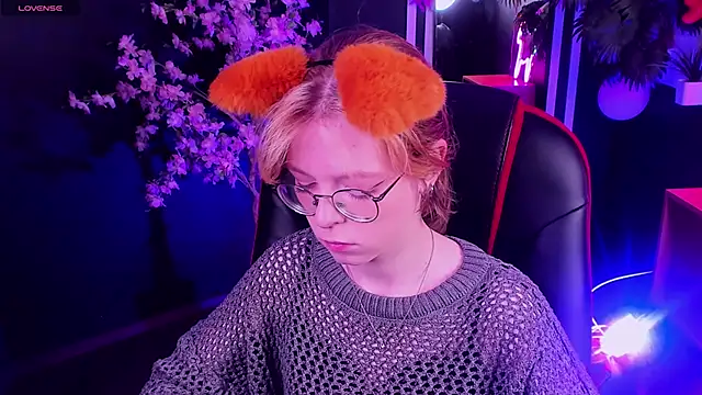 FoxxyyPolly online show from 06-01-26, 05:31