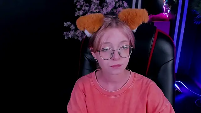 FoxxyyPolly online show from 07-26-26, 05:48