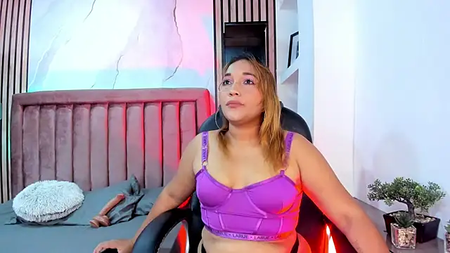 Carlagrey  online show from 05-20-26, 03:24