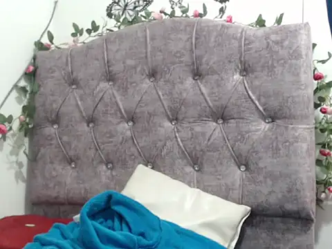 kim rosse04 online show from 05-22-26, 01:24
