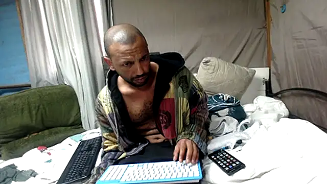 Camodick online show from 07-18-26, 12:42