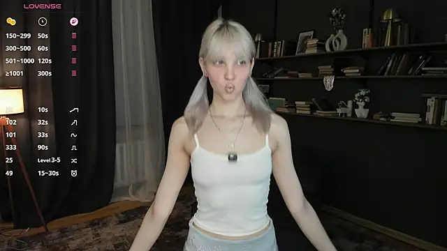 DelorisDetrich online show from 05-26-26, 07:43