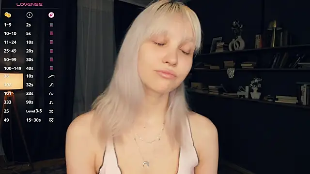 DelorisDetrich online show from 05-27-26, 07:44