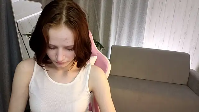 AliceJohansone online show from 05-18-26, 04:07