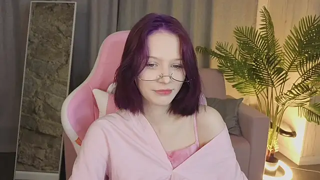 AliceJohansone online show from 05-28-26, 01:36