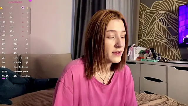 Snapshot of EwaDerobertis chatting on 05-22-26, 02:33 EwaDerobertis online show from 05-22-26, 02:33