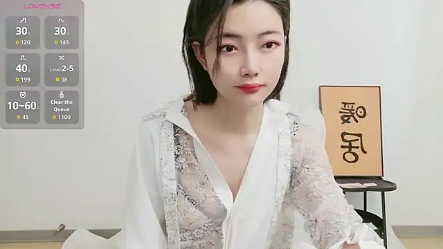 woxiangjinjin030 online show from 05-28-26, 06:43