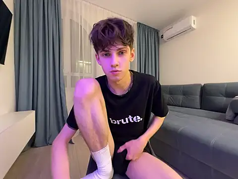 Ryann Desire online show from 07-24-26, 05:33