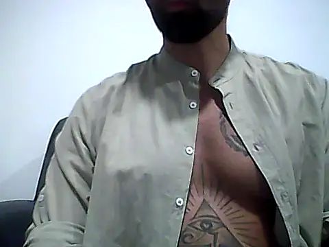 Snapshot of Alessandromagno8 chatting on 05-11-26, 09:15 Alessandromagno8 online show from 05-11-26, 09:15