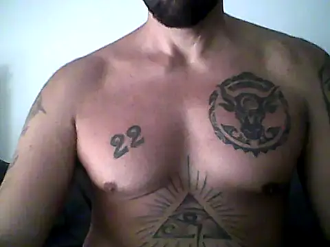 Snapshot of Alessandromagno8 chatting on 06-08-26, 10:59 Alessandromagno8 online show from 06-08-26, 10:59
